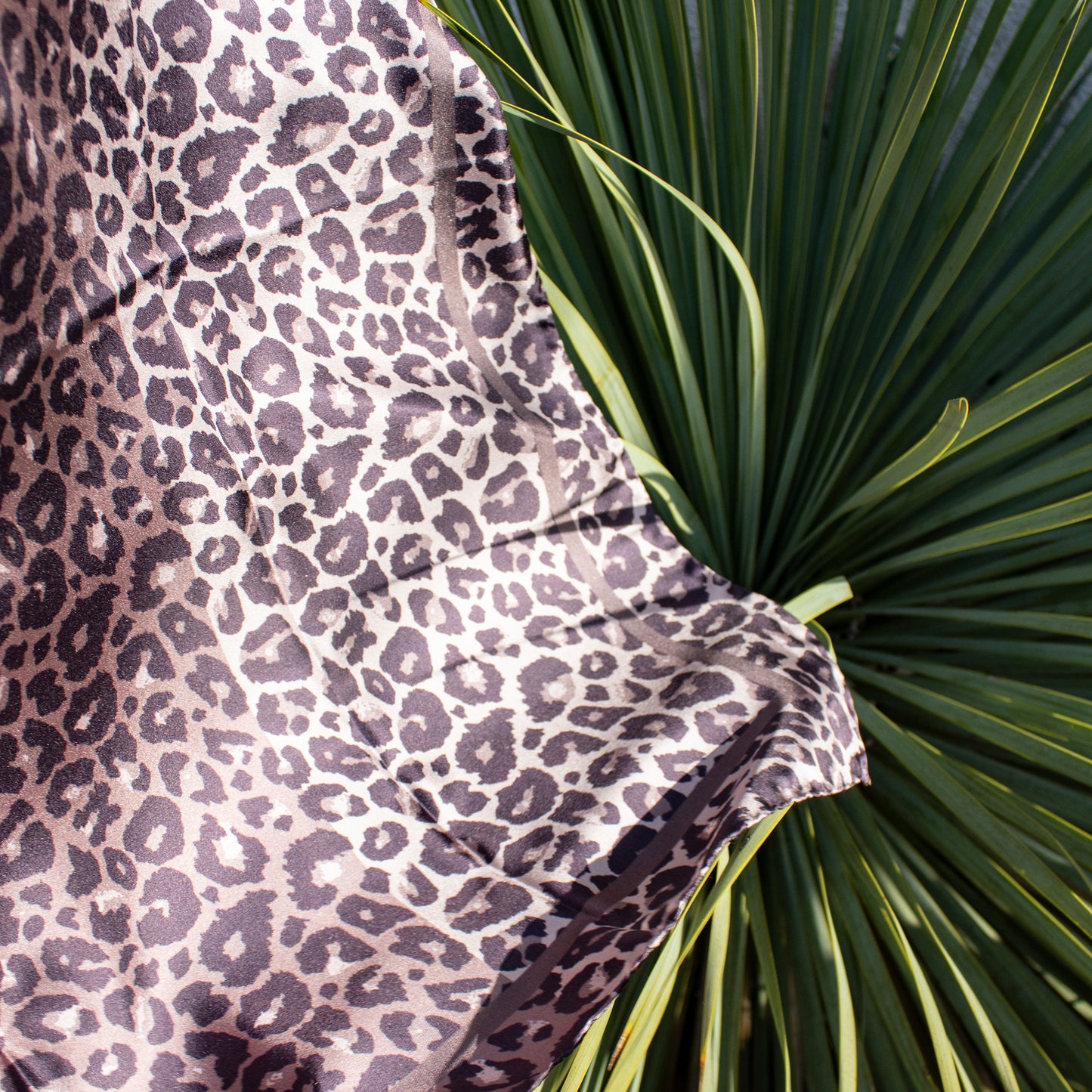 Leopard Savannah Taupe - Midi Silk Scarf